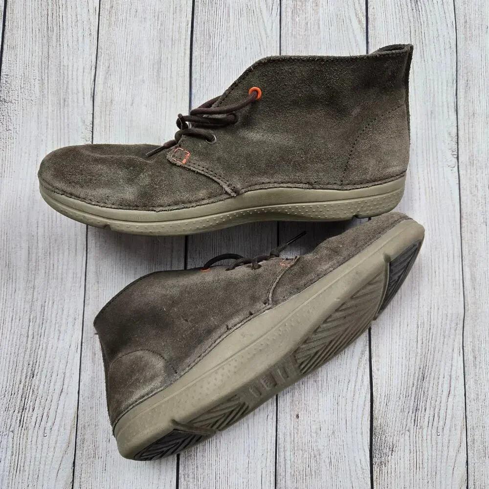 Men's Crocs Thompson Desert Chukka Boot size 10